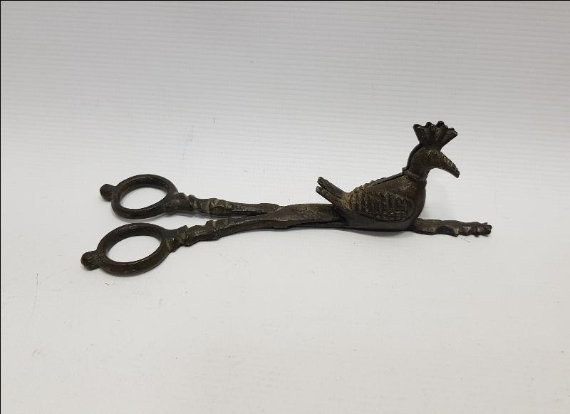 OSMANLI DÖNEMİ ERMENİ İŞİ TAVUSKUŞU FORMLU MUM MAKASI