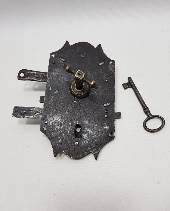 OSMANLI DÖNEMİ KONAK KAPI KİLİDİ VE ANAHTARI 