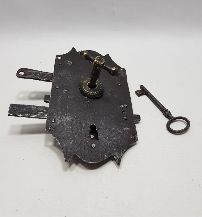 OSMANLI DÖNEMİ KONAK KAPI KİLİDİ VE ANAHTARI 