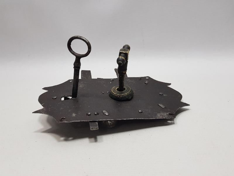 OSMANLI DÖNEMİ KONAK KAPI KİLİDİ VE ANAHTARI 