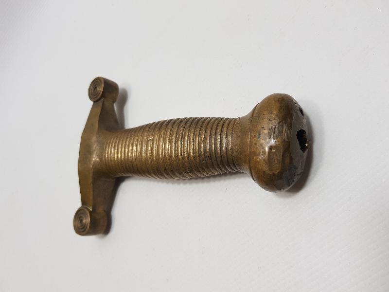 1850'LERDEN PİRİNÇ KILIÇ SAPI 