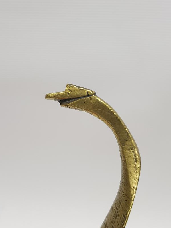 ANTİKA PİRİNÇ AYAKKABI ÇEKECEĞİ