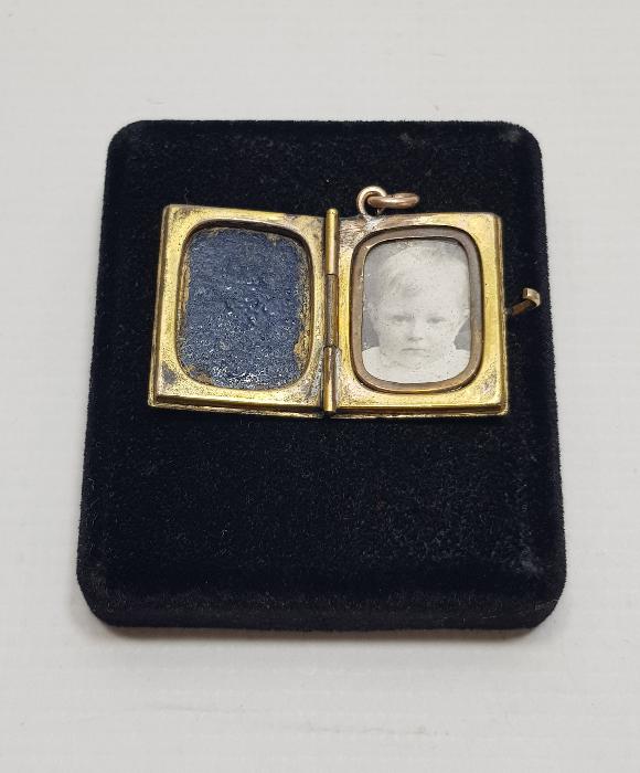 ANTİKA TOLEDO ALTIN KAPLAMA RESİMLİK KOLYE UCU