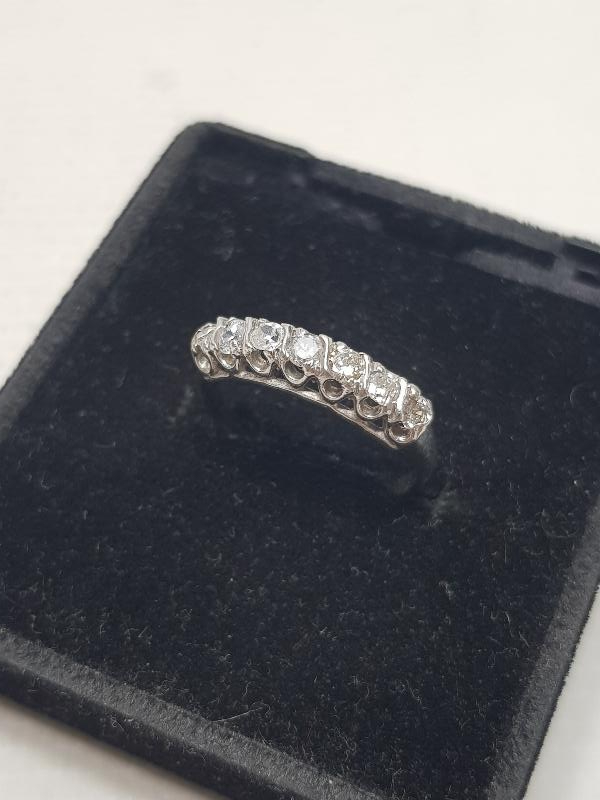 ANTİKA YEDİTAŞ PIRLANTA YÜZÜK