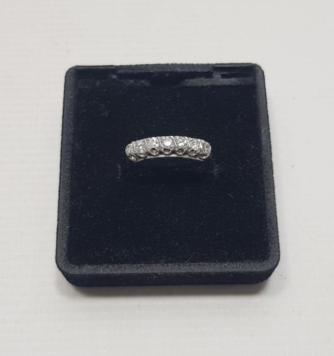 ANTİKA YEDİTAŞ PIRLANTA YÜZÜK