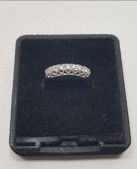 ANTİKA YEDİTAŞ PIRLANTA YÜZÜK