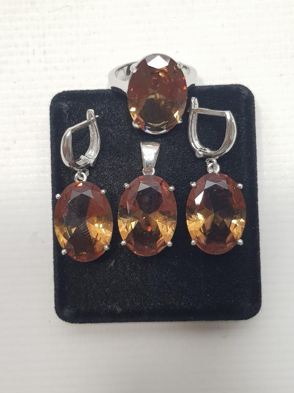 BÜYÜK ZULTANİT TAŞLI GÜMÜŞ TAKI SETİ 