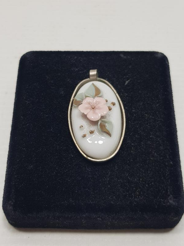 FRANSIZ YAPIMI ANTİKA PORSELEN KOLYE UCU