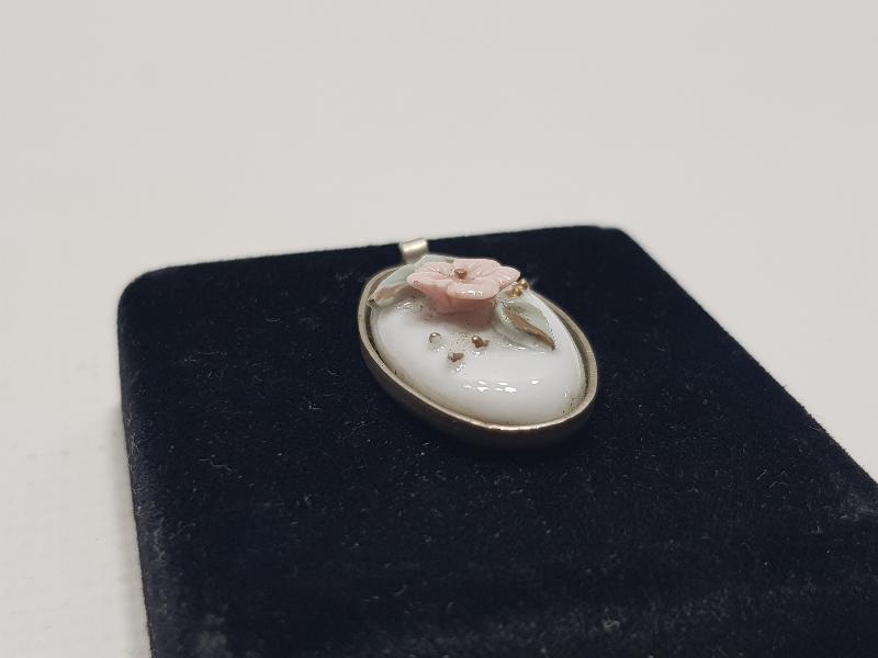 FRANSIZ YAPIMI ANTİKA PORSELEN KOLYE UCU