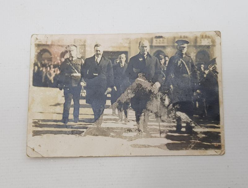 GAZİ MUSTAFA KEMAL ATATÜRK VE BERABERİNDEKİLER ORJİNAL FOTOĞRAF