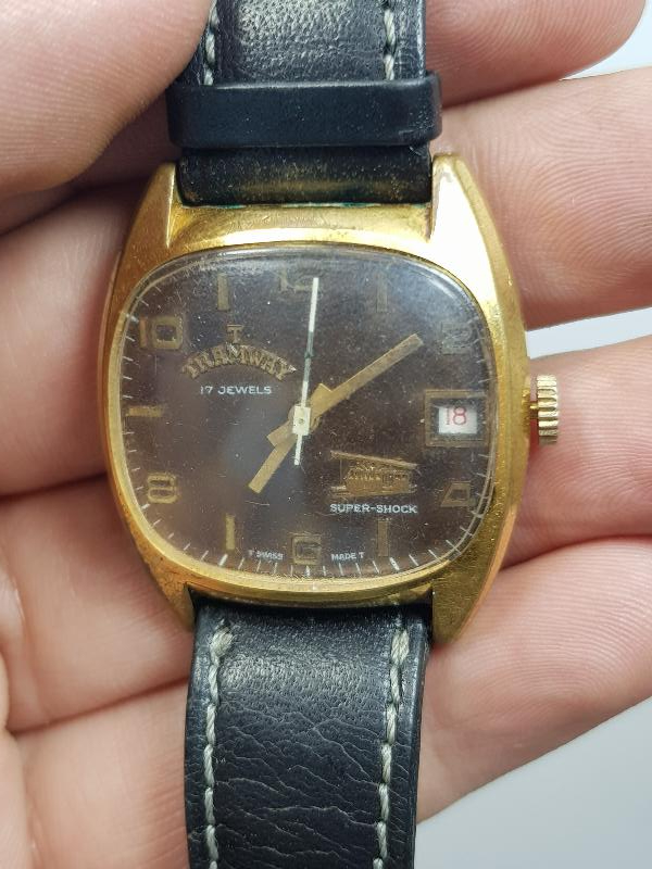 TRAMVAY MARKA TAKVİMLİ KOL SAATİ 