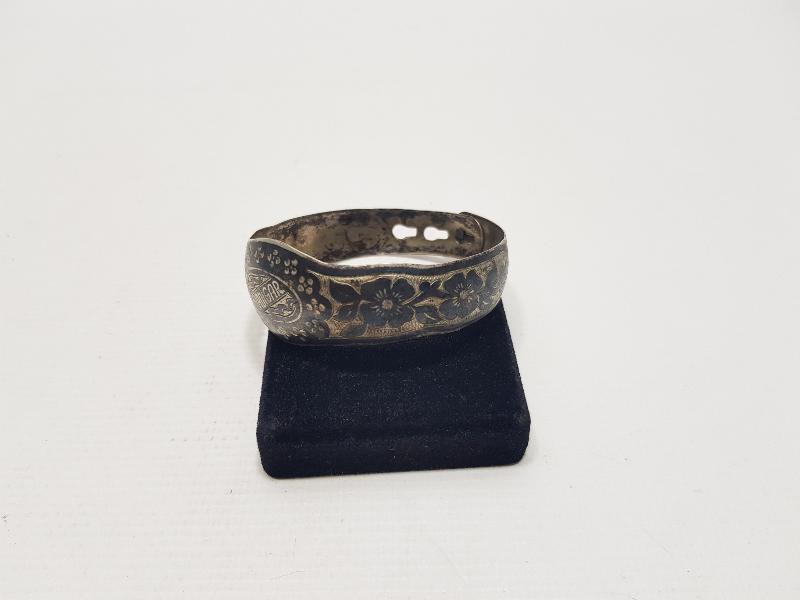 YADİGAR YAZILI SAVATLI GÜMÜŞ BİLEZİK