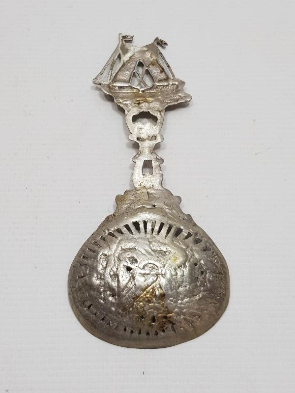 YELKENLİ VE DEĞİRMEN GÖRSELLİ GÜMÜŞ DUVAR KAŞIĞI