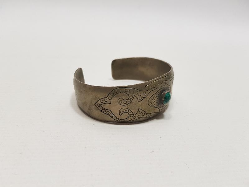 YEŞİL TAŞLI ANTİKA BİLEZİK