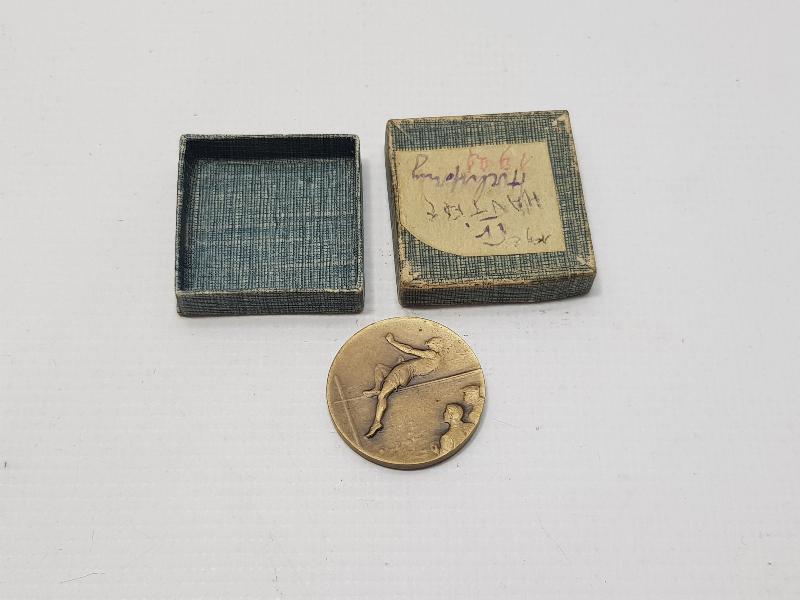 1921 TARİHLİ KUTUSUNDA YÜKSEK ATLAMA SPOR MADALYASI 