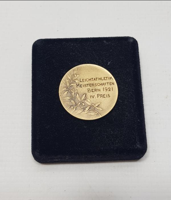 1921 TARİHLİ KUTUSUNDA YÜKSEK ATLAMA SPOR MADALYASI 
