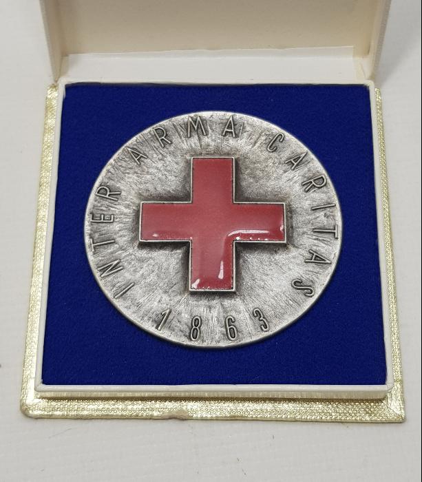 1963 KIZILAY VE KIZILHAÇ TEMALI NADİR MADALYA