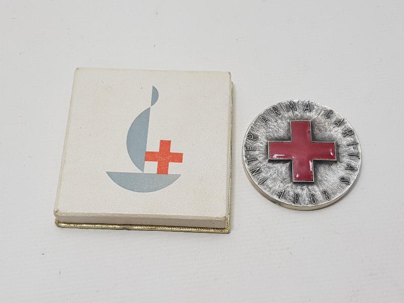 1963 KIZILAY VE KIZILHAÇ TEMALI NADİR MADALYA