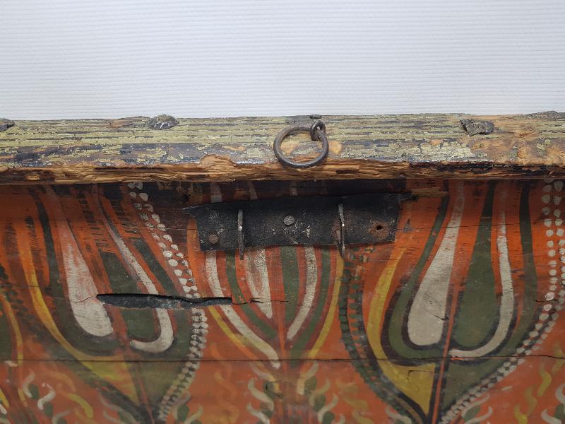 OSMANLI DÖNEMİ KÖK BOYA RESİMLİ SANDIK KAPAĞI