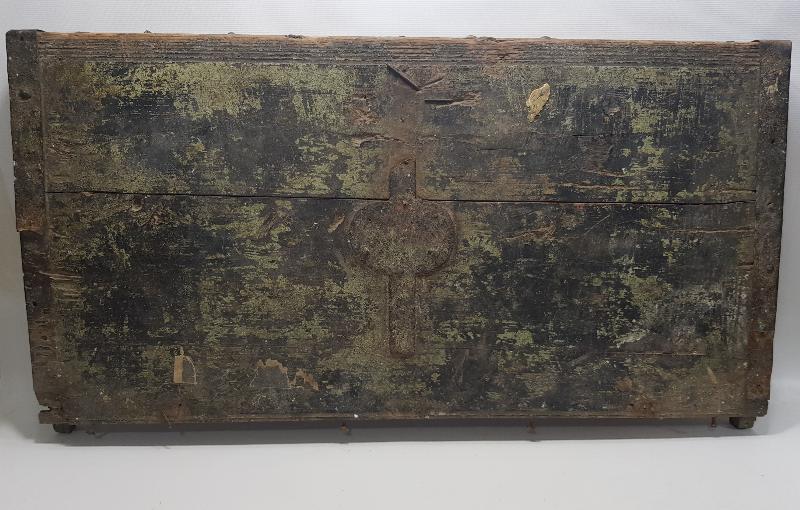 OSMANLI DÖNEMİ KÖK BOYA RESİMLİ SANDIK KAPAĞI