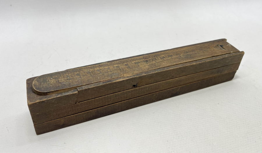 EĞİTİM TARİHİ - EL YAPIMI NADİR ANTİKA CETVELLİ KALEMLİK