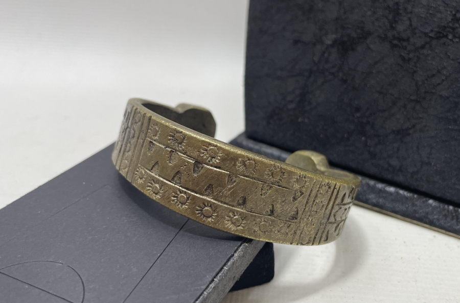 OSMANLI DÖNEMİ NADİR FORMDA BÜYÜK BOY ŞAMAN KÜLTÜRÜ BRONZ BİLEZİK