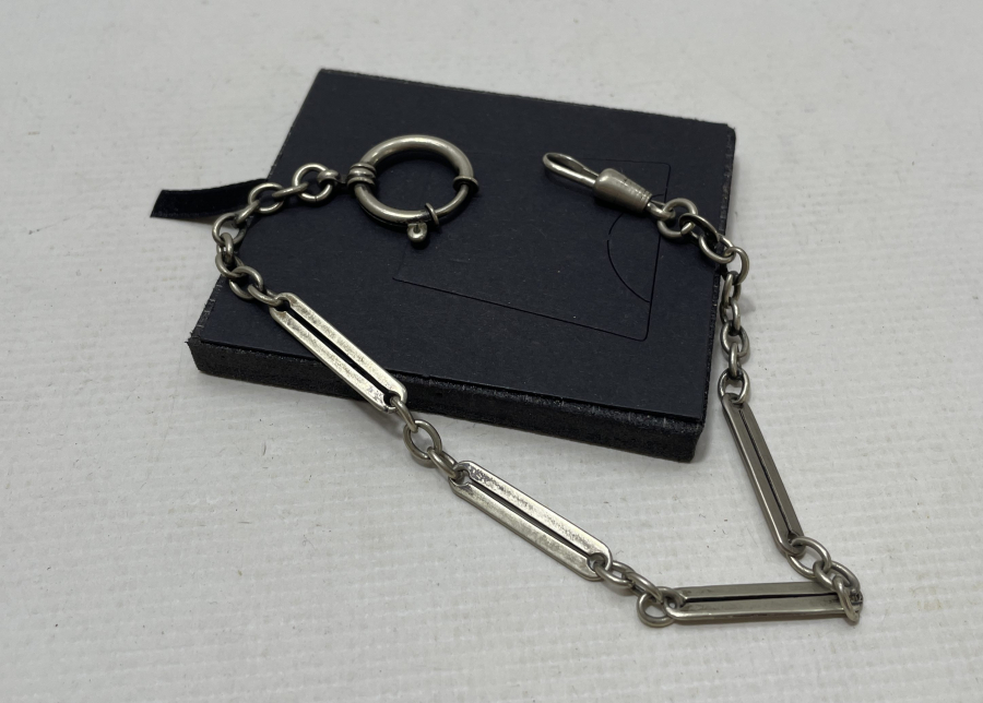 1900 BAŞLARI ANTİKA CEP SAATİ KÖSTEĞİ