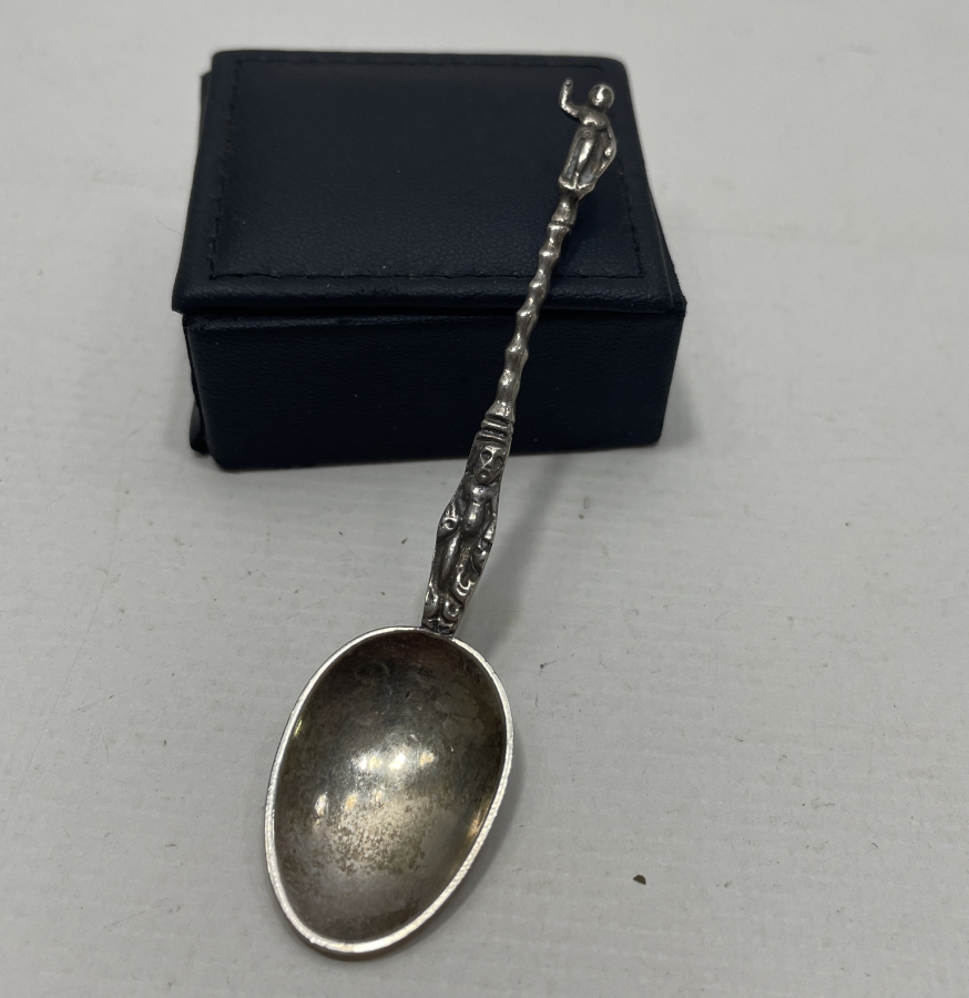 KABARTMA İŞÇİLİKLİ ANTİKA GÜMÜŞ KAŞIK