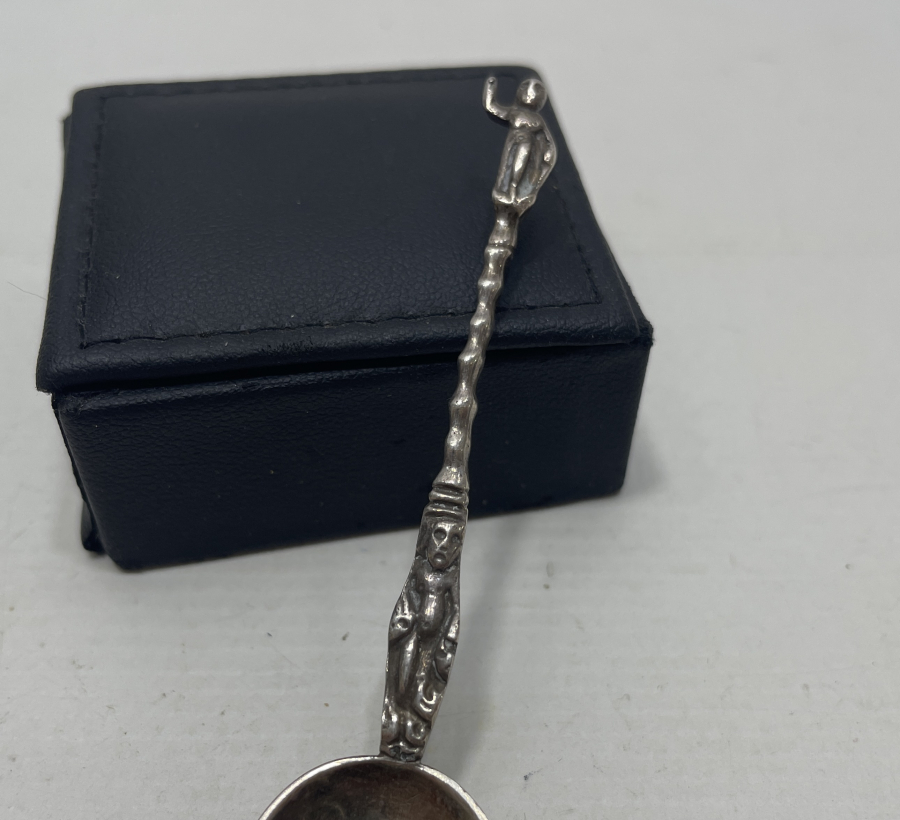 KABARTMA İŞÇİLİKLİ ANTİKA GÜMÜŞ KAŞIK