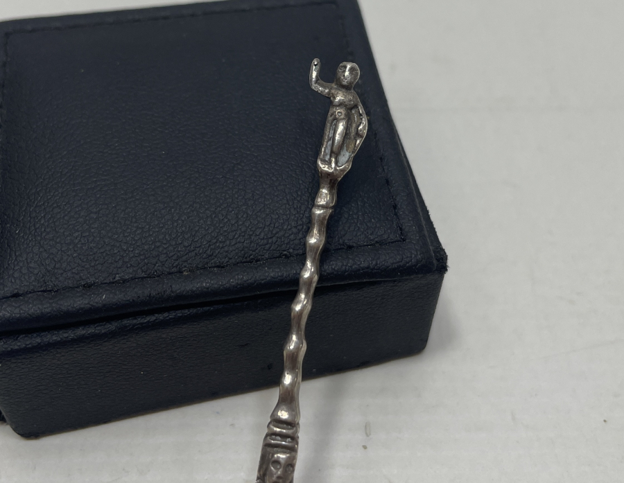 KABARTMA İŞÇİLİKLİ ANTİKA GÜMÜŞ KAŞIK