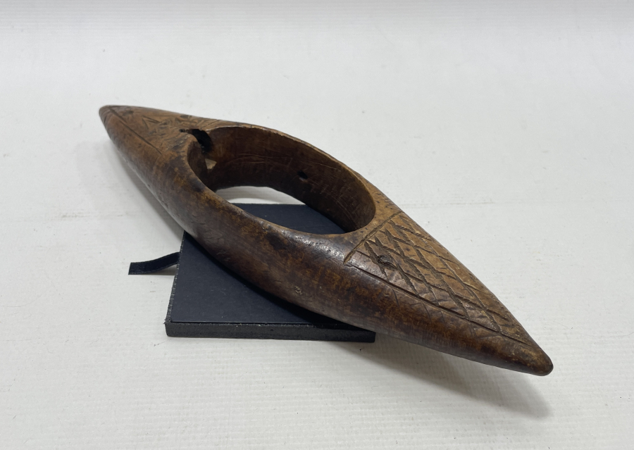 OSMANLI DÖNEMİ ŞAMANİK İŞLEMELERLE SÜSLÜ ÇOK NADİR AHŞAP MEKİK