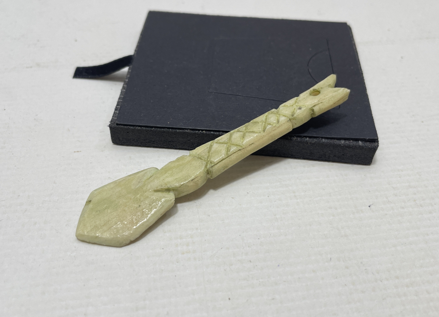 OSMANLI DÖNEMİ KEMİKTEN MAMUL BALIK FORMUNDA ÇOK NADİR UÇKURLUK