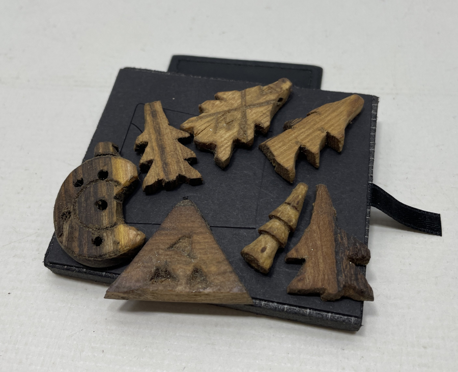 EL YAPIMI ANTİKA ŞAMAN İŞİ AHŞAP NAZARLIK LOTU