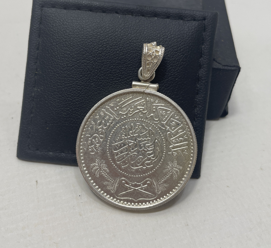 GÜMÜŞTEN MAMUL ARABİK KOLYE