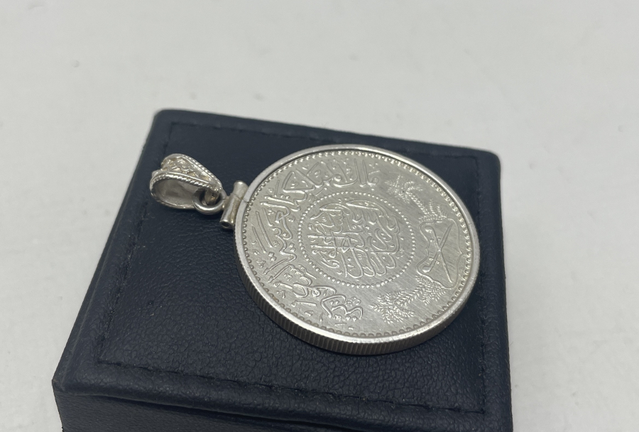 GÜMÜŞTEN MAMUL ARABİK KOLYE