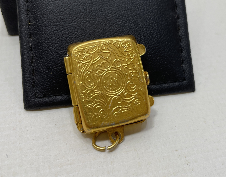 İÇİNDE ENAM-I BULUNAN ANTİKA KOLYE CEVŞEN