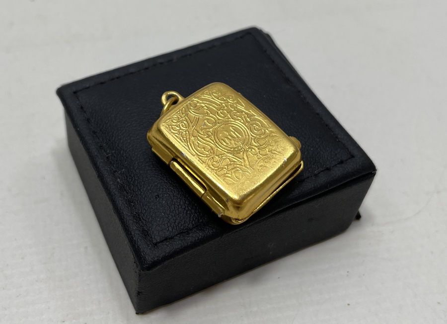 İÇİNDE ENAM-I BULUNAN ANTİKA KOLYE CEVŞEN