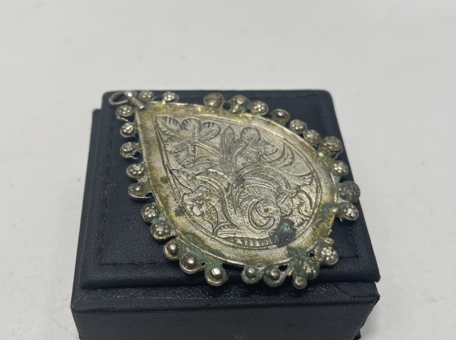 OSMANLI DÖNEMİ KALEM İŞÇİLİKLİ ARMUDİ KOLYE