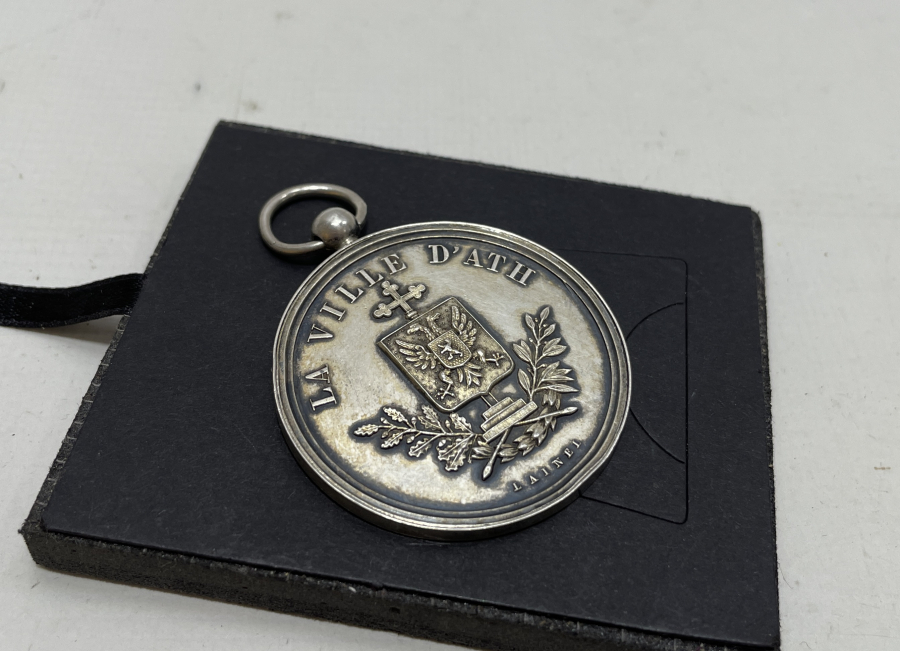 1880 YILINA AİT GÜMÜŞ MADALYON