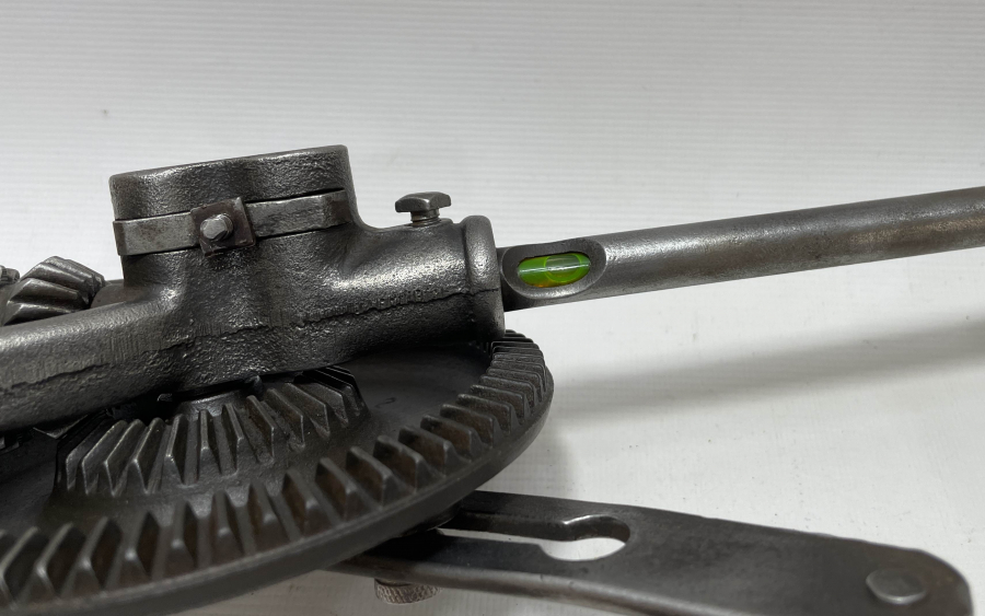 1900 BAŞLARI SU TERAZİLİ NADİR İNGİLİZ EL MATKABI