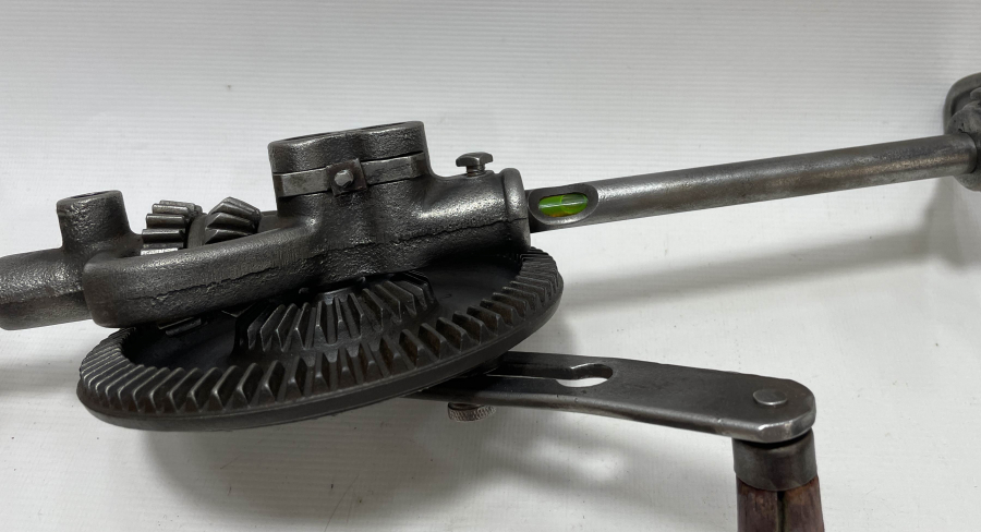 1900 BAŞLARI SU TERAZİLİ NADİR İNGİLİZ EL MATKABI