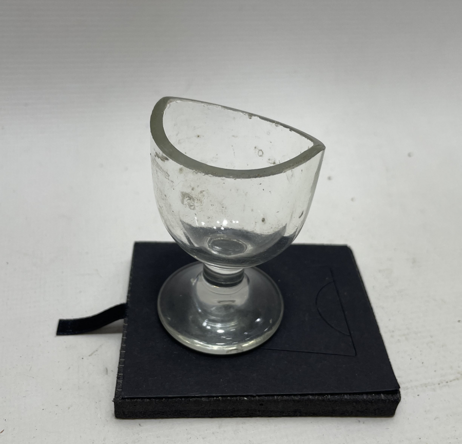 ANTİKA GÖZ BANYOLUĞU