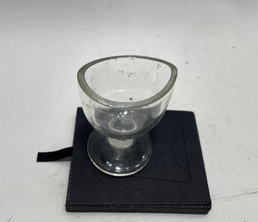 ANTİKA GÖZ BANYOLUĞU