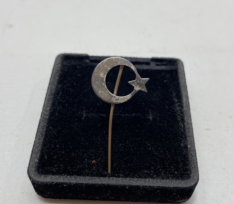 AY YILDIZLI GÜMÜŞ YAKA ROZETİ