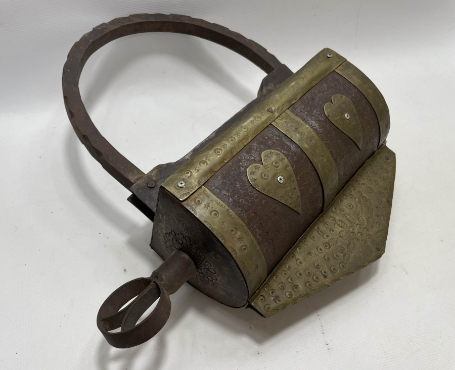 DEV BOYDA  ANTİKA HAN KİLİDİ