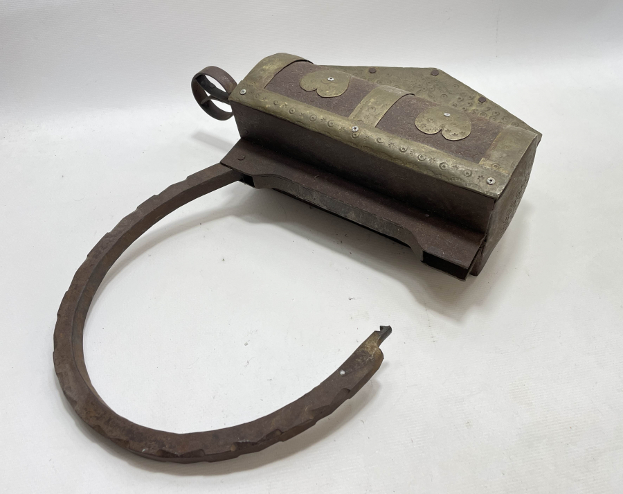 DEV BOYDA  ANTİKA HAN KİLİDİ