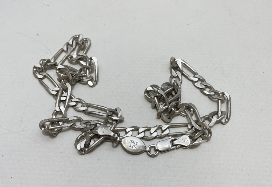 GÜMÜŞ KRAL ZİNCİRİ