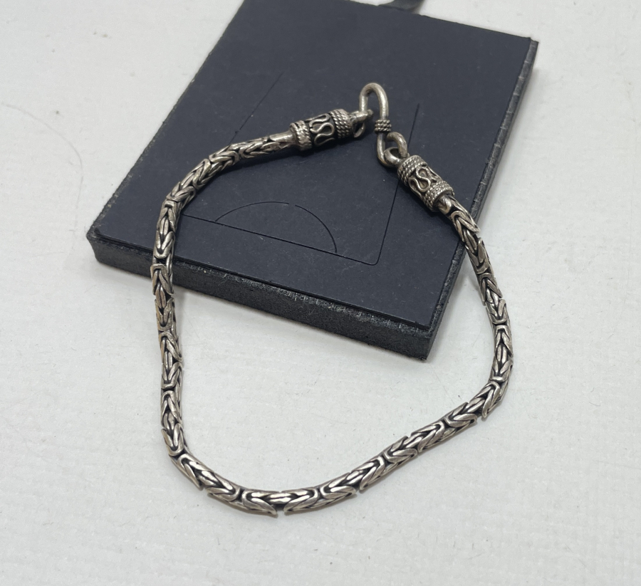 GÜMÜŞTEN MAMUL KRAL ZİNCİRİ BİLEKLİK