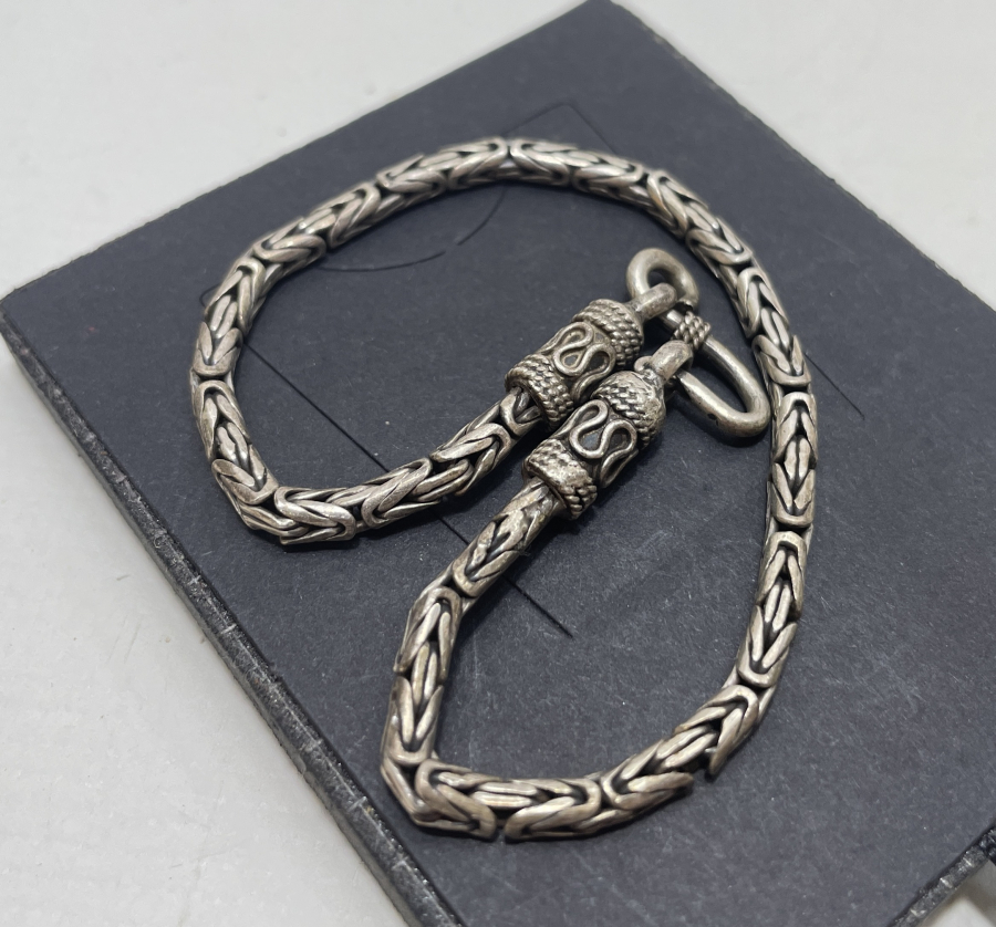 GÜMÜŞTEN MAMUL KRAL ZİNCİRİ BİLEKLİK