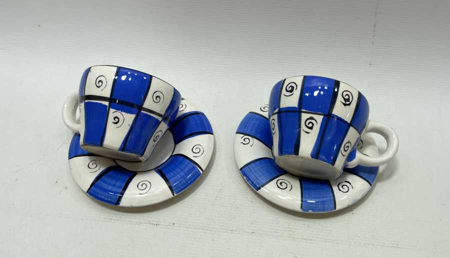 NADİR FORMDA ANTİKA ÇİFT KAHVE FİNCANI